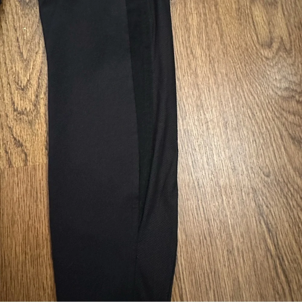 Lululemon Black leggings Everlux and Mesh Super high rise leggings 12 training